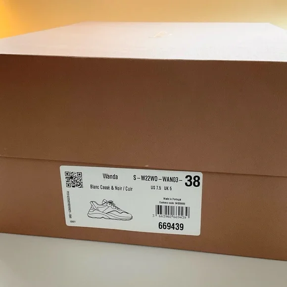 NEW • BOBBIES PARIS Beige and Black Leather Sneakers - Picture 13 of 16